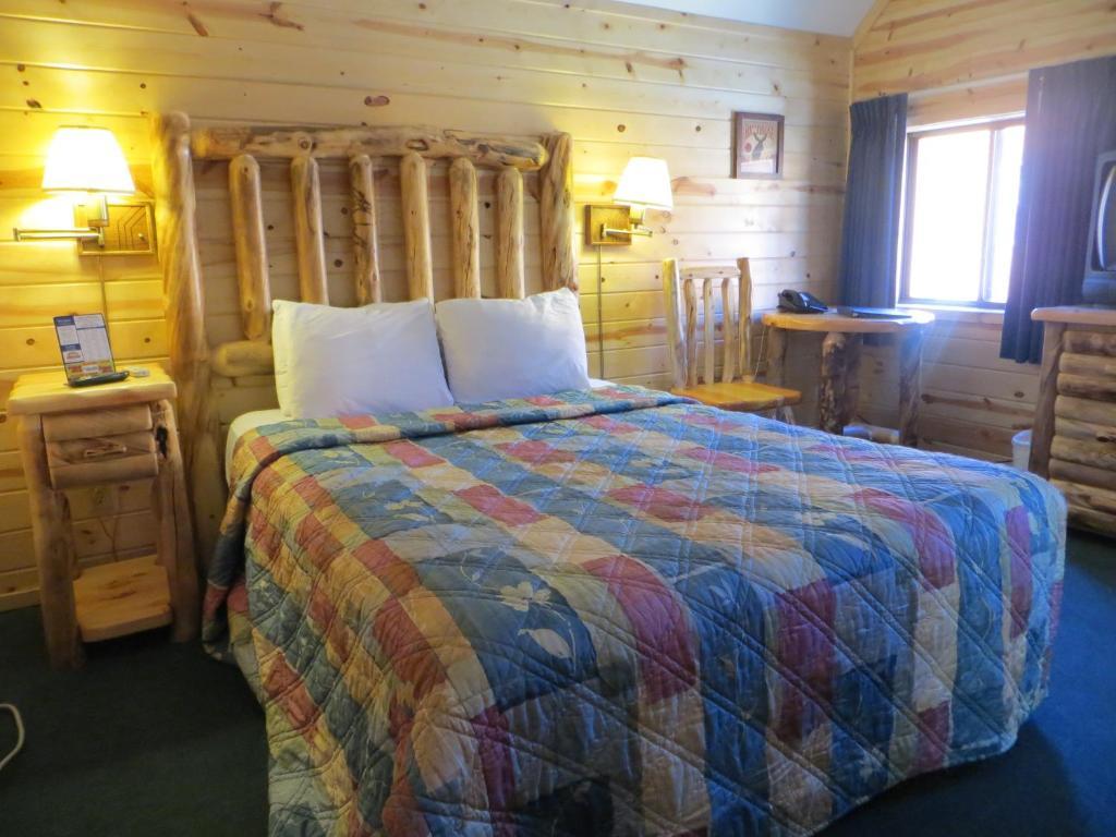 Cabins Of Mackinac & Lodge Mackinaw City Oda fotoğraf